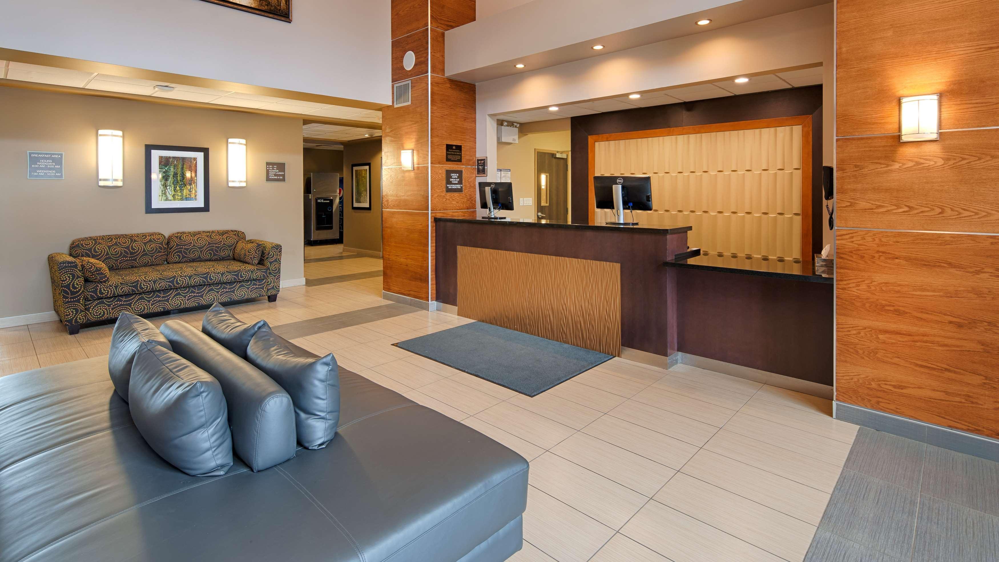 Hotel Best Western Plus Moose Jaw Exterior foto